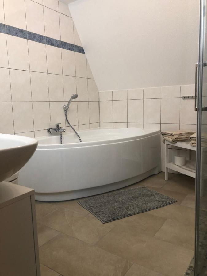 Wohnen Am Solbad III Apartamento Bad Salzungen Exterior foto